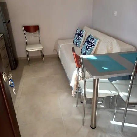 Fotis' Apartment *